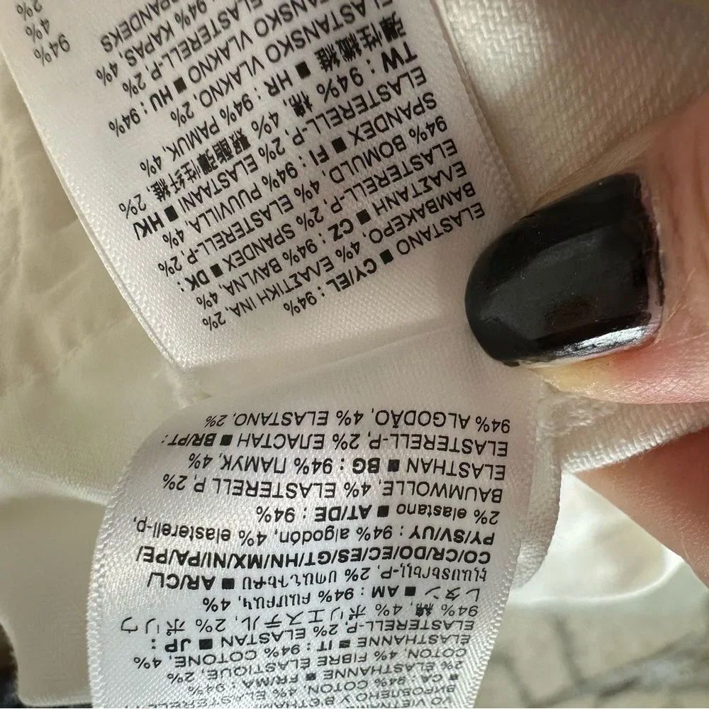 GAP White Ripped Jeans - Picture 10 of 11